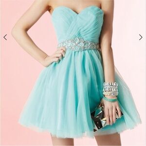 Alyce Paris Dress Women's 4‎ Mint Green Tulle Rhinestones Bling Glam Prom Gown